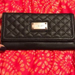 Nine West wallet